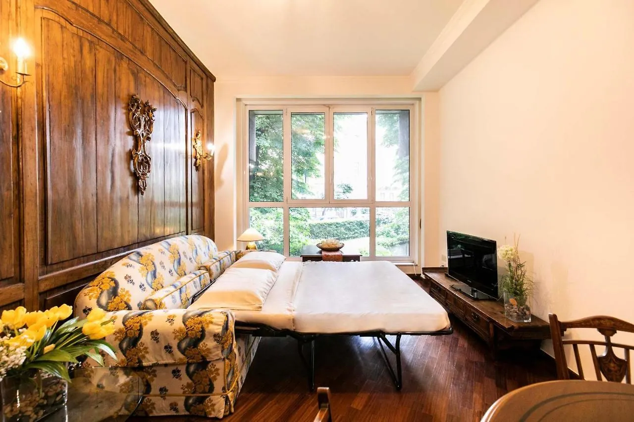 Klimt - Jacuzzi 5 Star - Luxury Design Apartment Milan