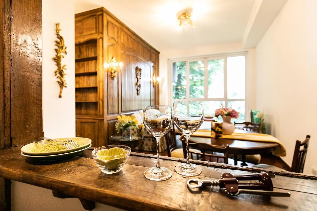 Klimt - Jacuzzi 5 Star - Luxury Design Apartment Milan Italy
